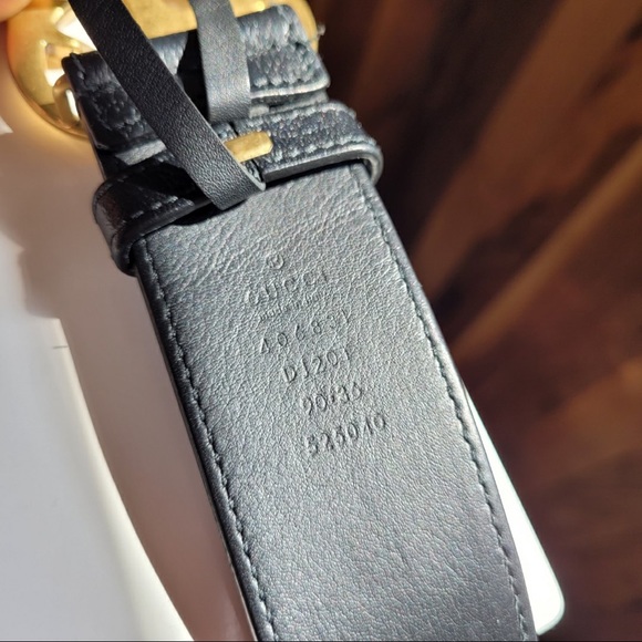 GUCCI WIDE LEATHER BELT WITH DOUBLE G BUCKLE - Picture 5 of 6